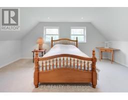 1039 Ben Lake Road E, Gravenhurst, ON P1P1R3 Photo 18