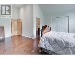 1039 Ben Lake Road E, Gravenhurst, ON P1P1R3 Photo 21