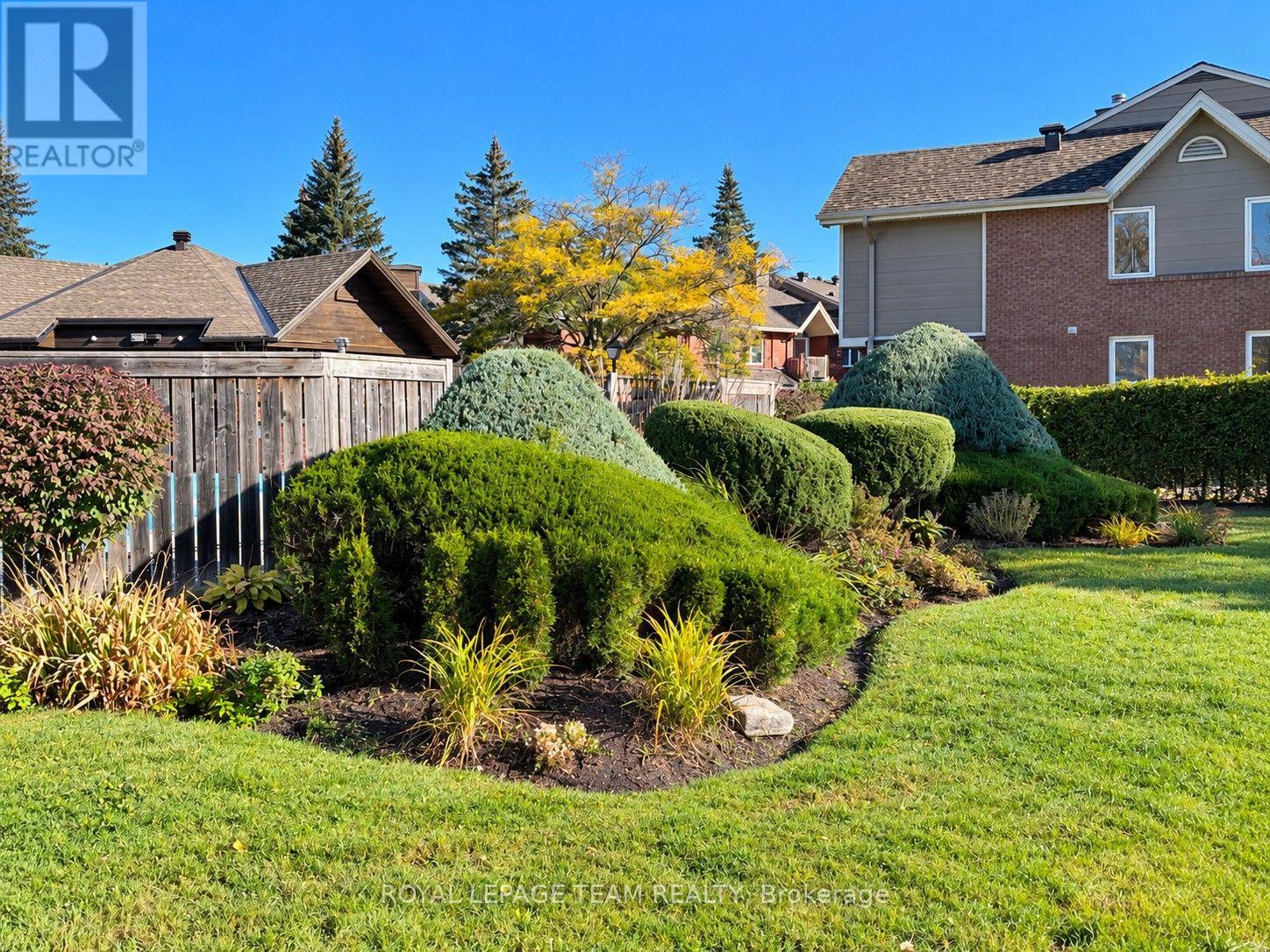 #201 455 CANTEVAL TERRACE - 36