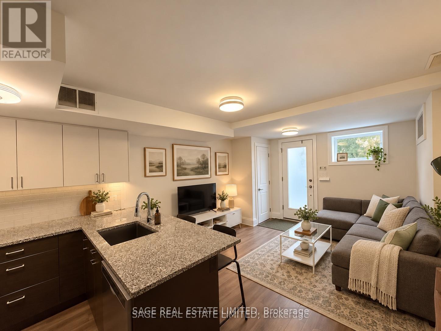 Photo of 228 Montrose Avenue