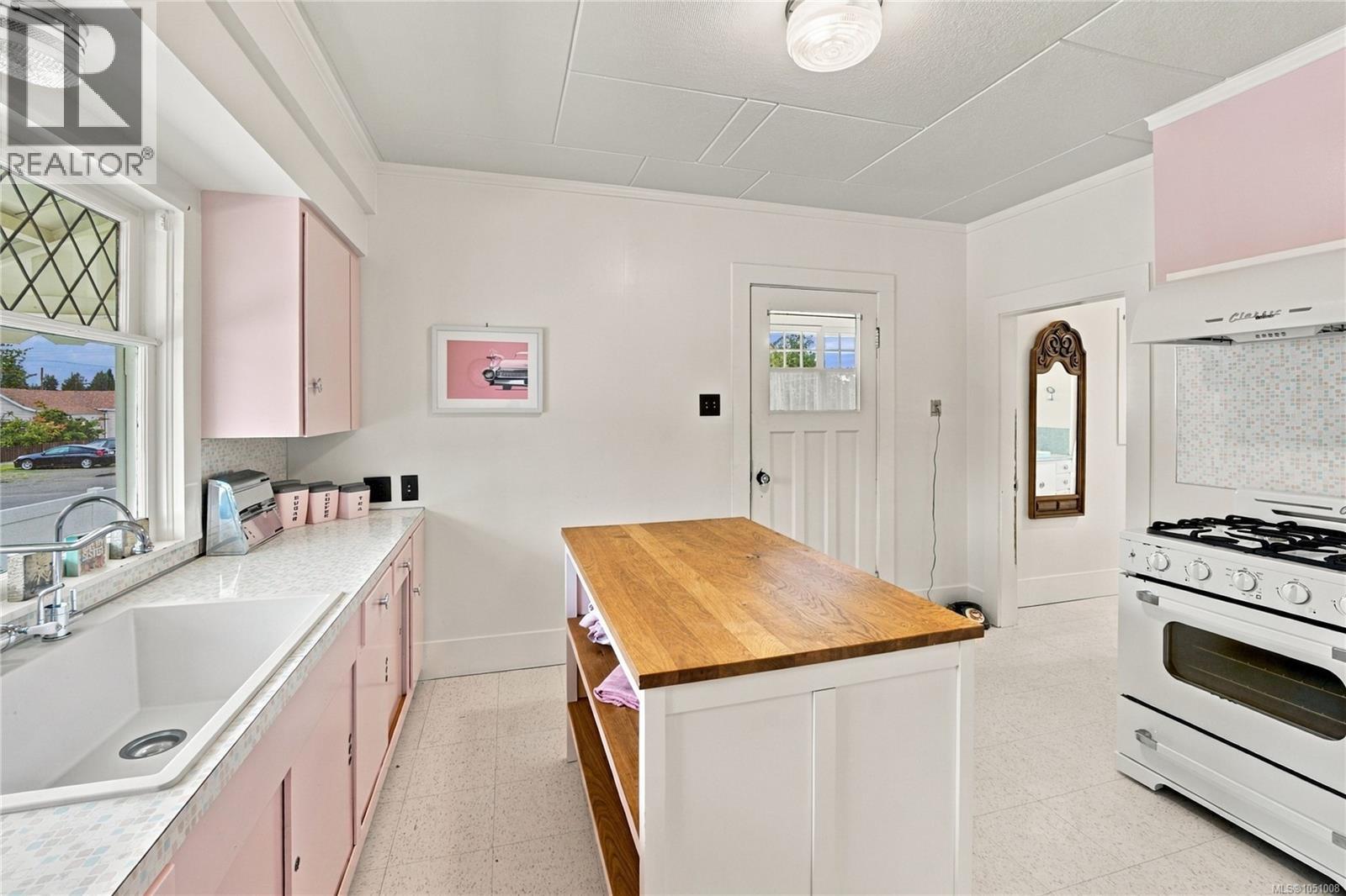 432 Buller St - Image 13