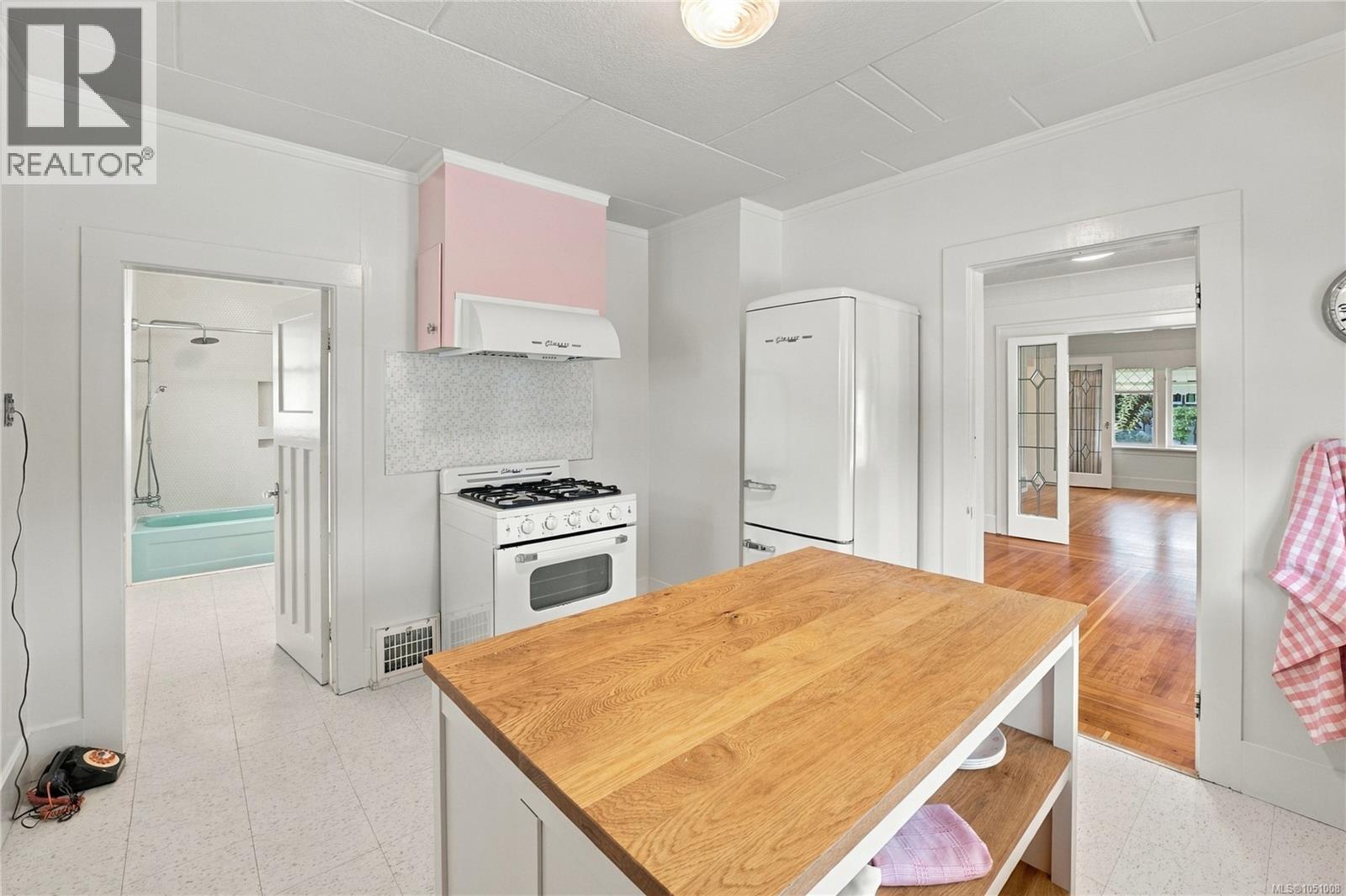 432 Buller St - Image 12