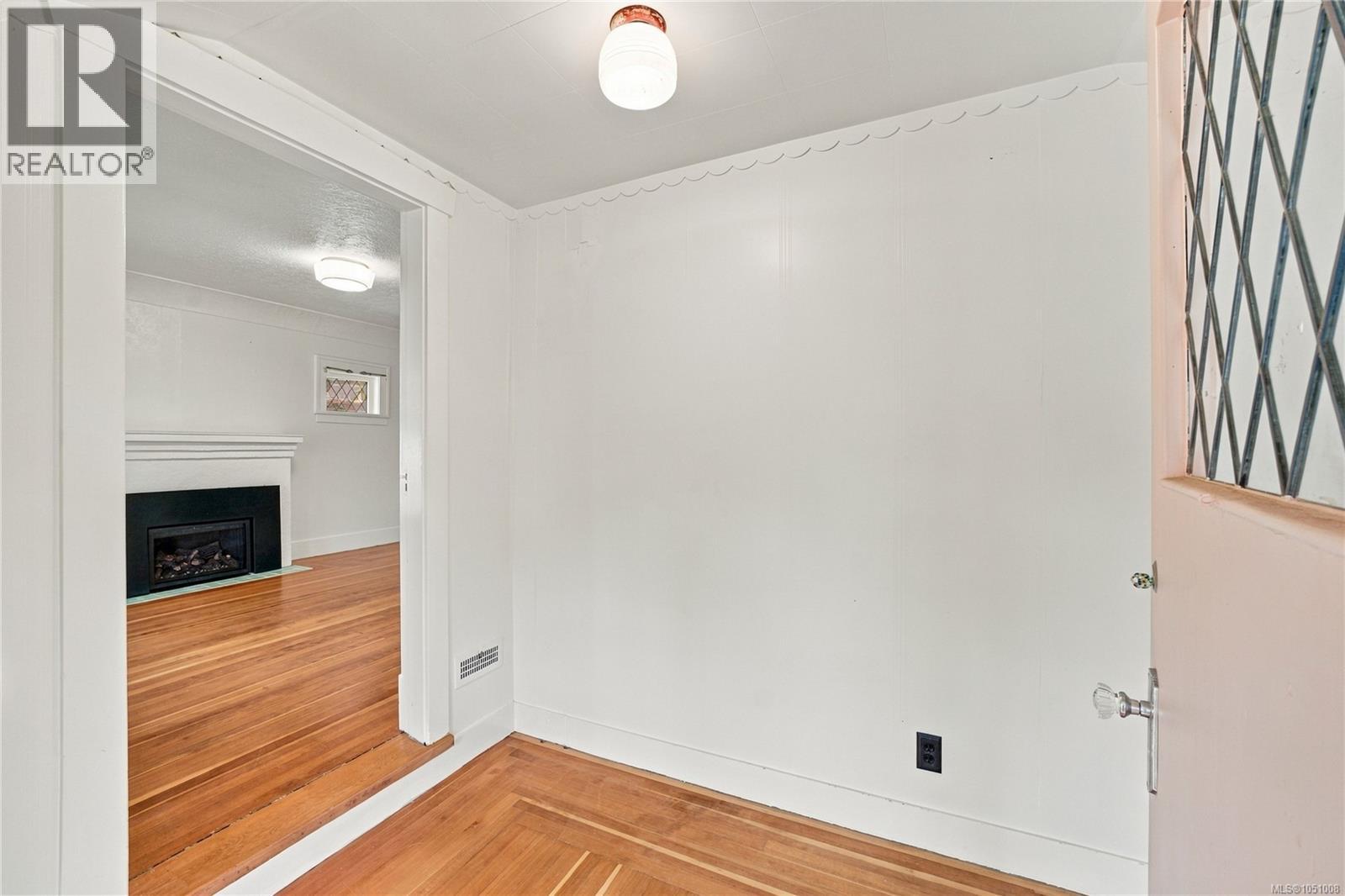 432 Buller St - Image 5