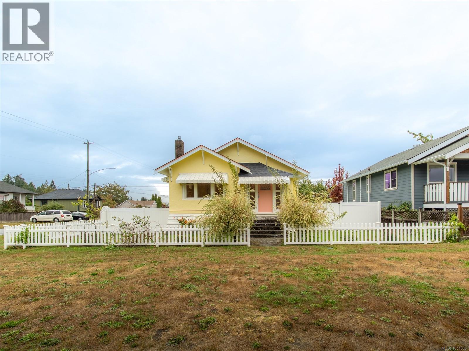 432 Buller St - 1