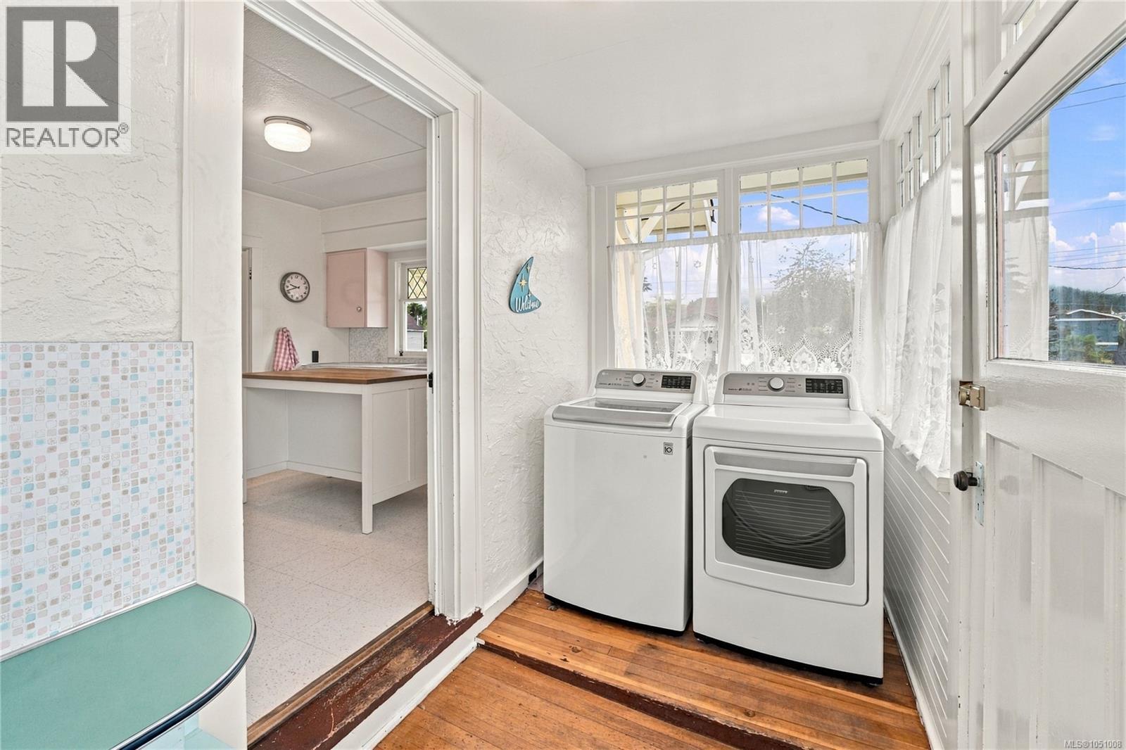 432 Buller St - Image 15