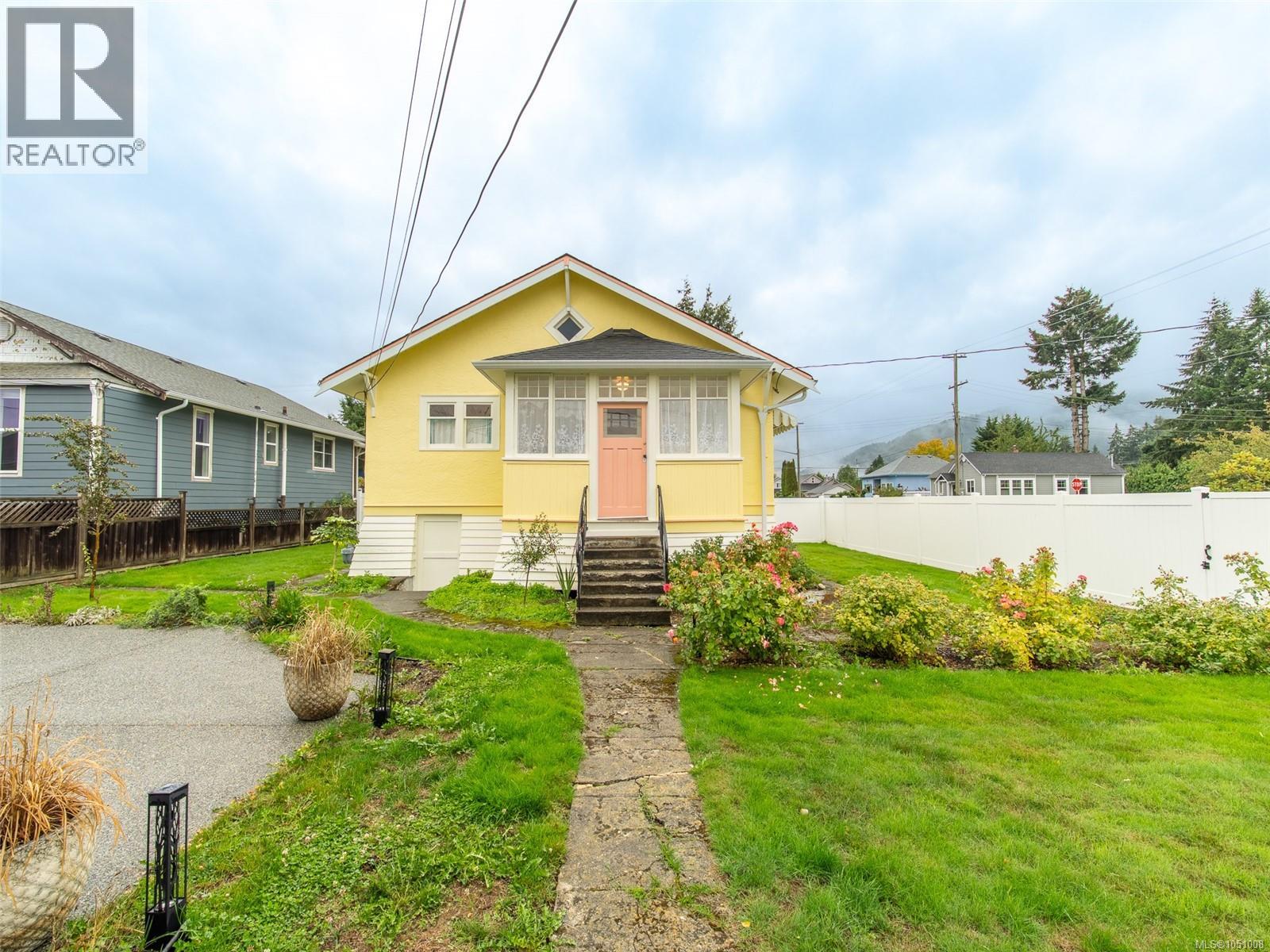 432 Buller St - Image 20
