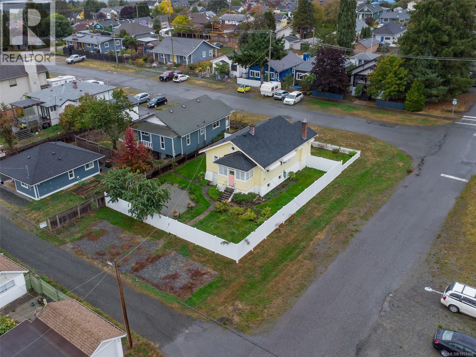 432 Buller St - 25