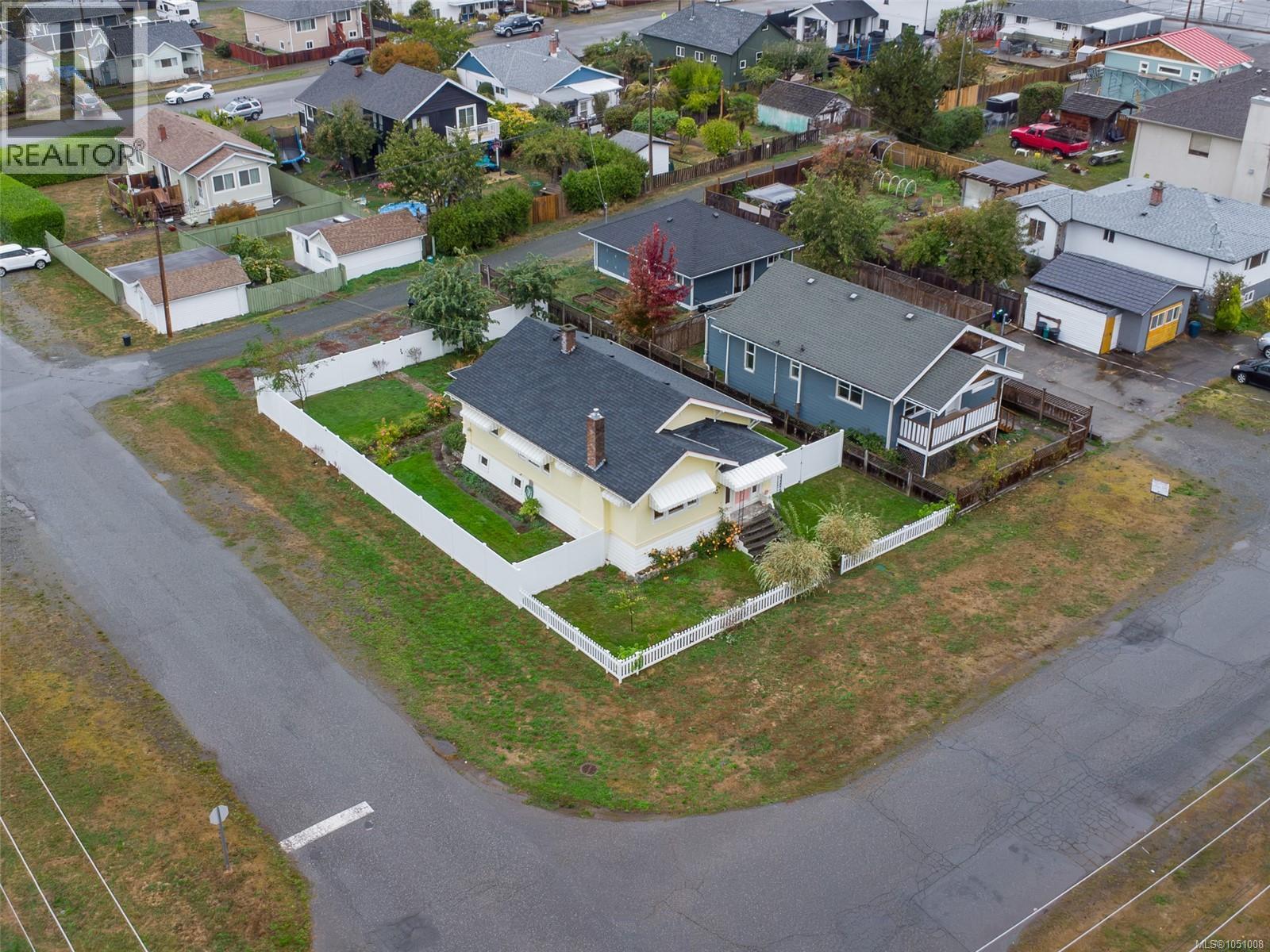 432 Buller St - Image 24