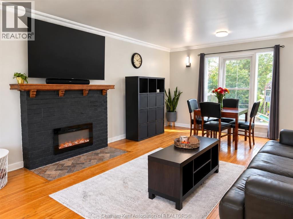 22 Dovercourt STREET - 11