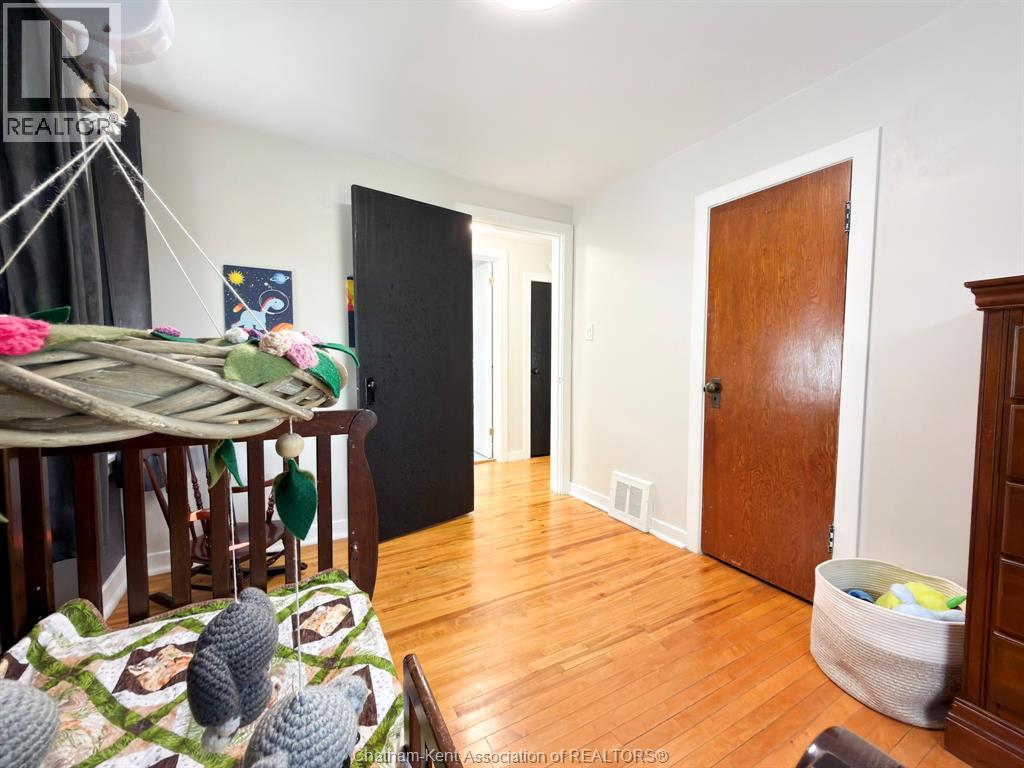 22 Dovercourt STREET - 21