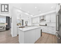 17 Masters Terrace SE - photo 2