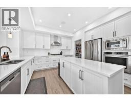 17 Masters Terrace SE - photo 4
