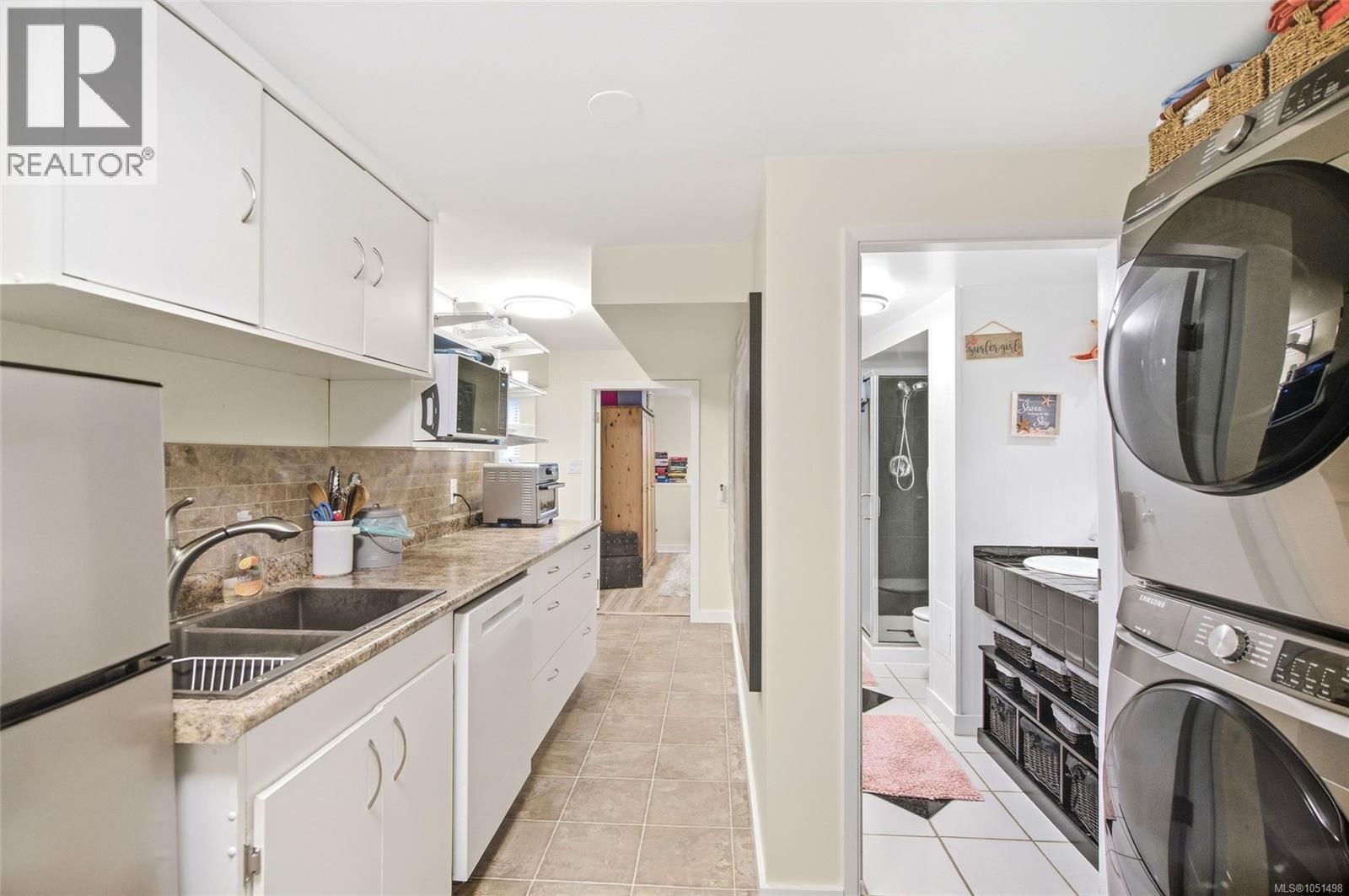 663 Maple St - 22
