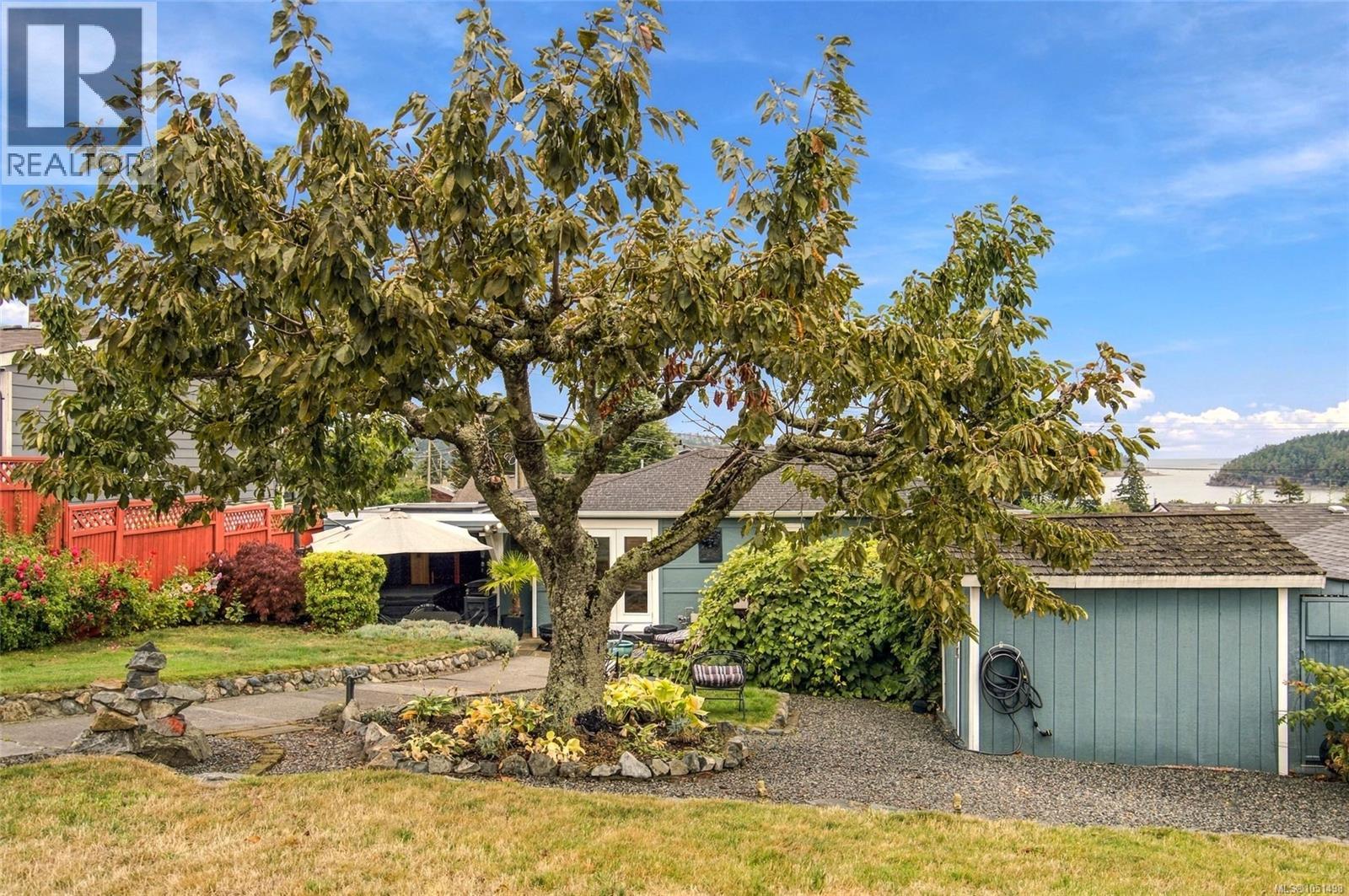 663 Maple St - Image 42