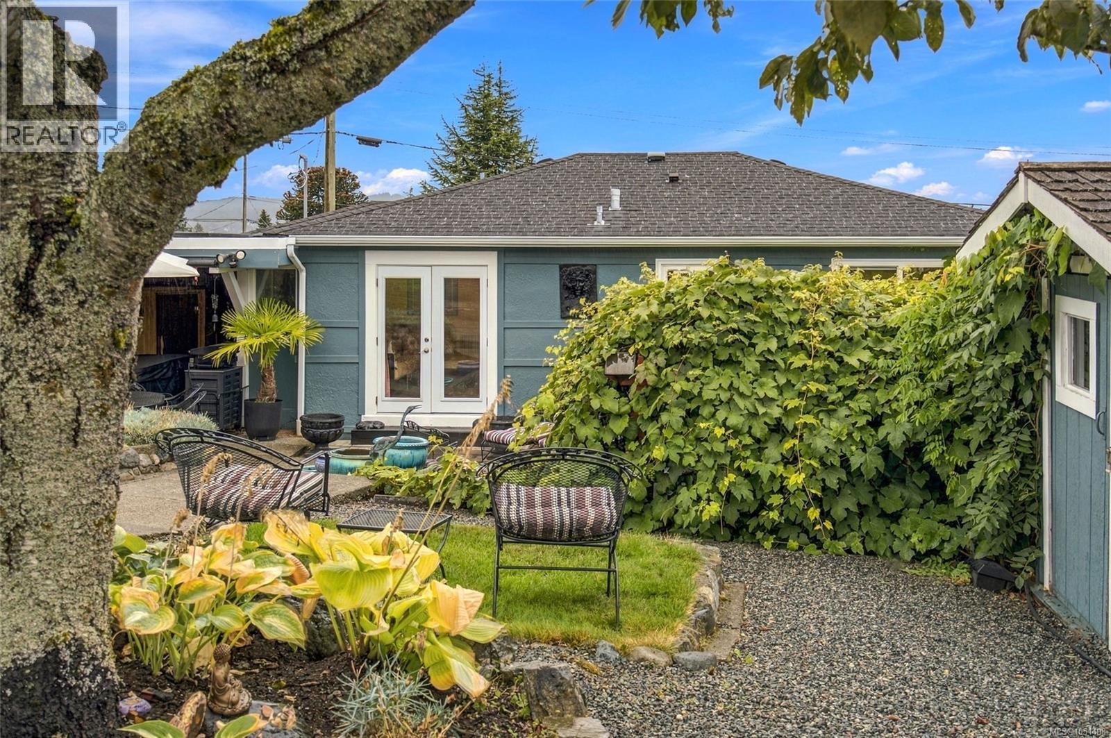 663 Maple St - Image 31