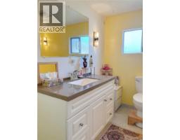 603 Conuma Dr, Gold River, BC V0P1G0 Photo 13