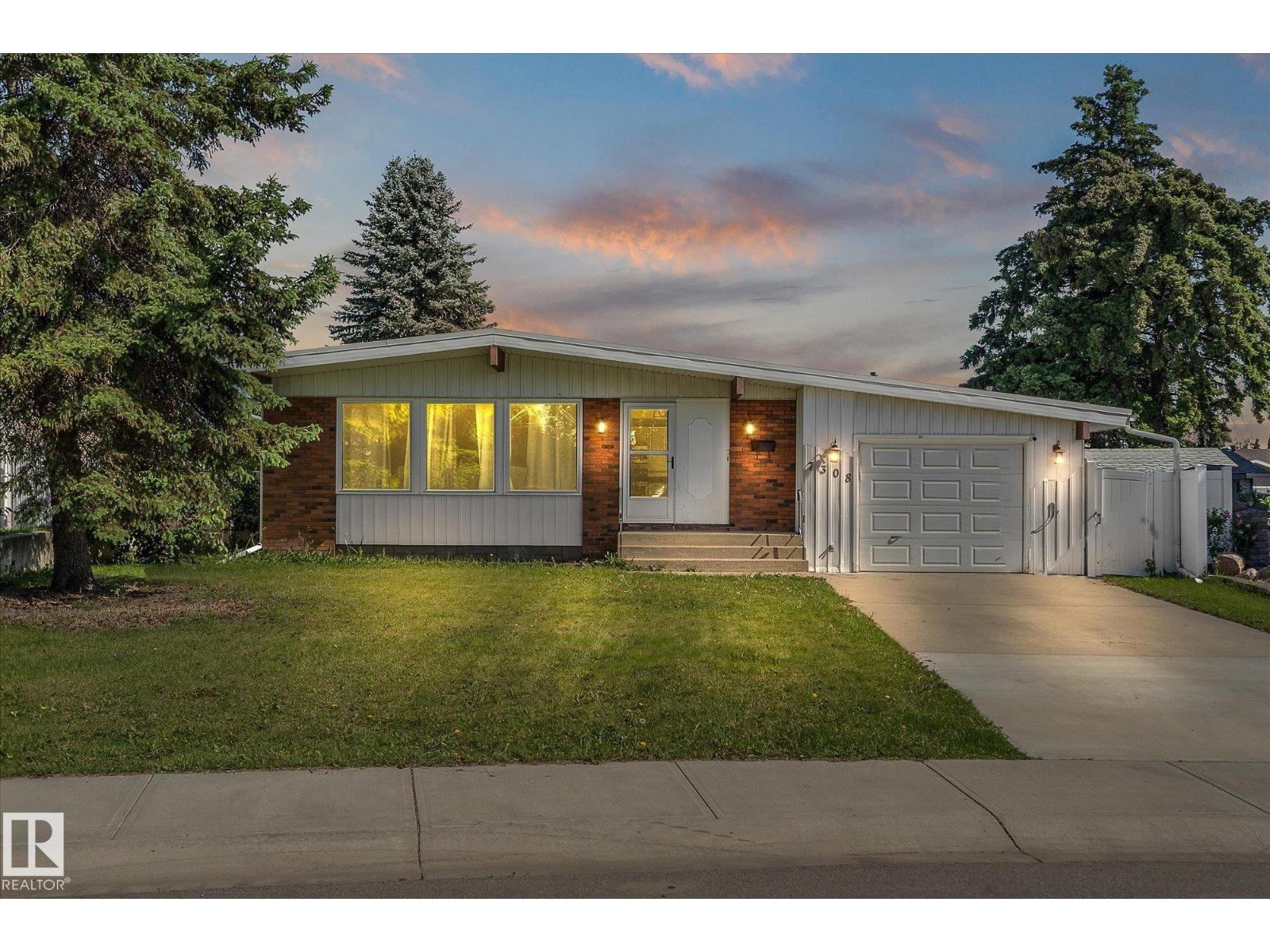 7308 149 AV NW - 1