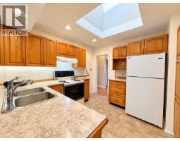 Kitchen - 3932 4th Ave, Port Alberni, BC V9Y4J2 Photo 12