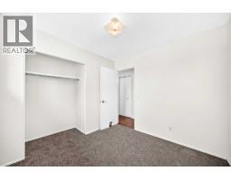 8524 Berwick Road Nw, Calgary, AB T3K1E5 Photo 14