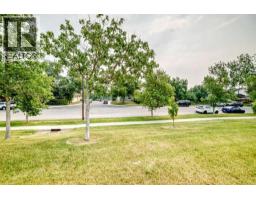 8524 Berwick Road Nw, Calgary, AB T3K1E5 Photo 24