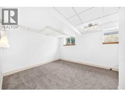8524 Berwick Road Nw, Calgary, AB T3K1E5 Photo 19