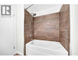 3pc Bathroom - 8524 Berwick Road Nw, Calgary, AB T3K1E5 Photo 13