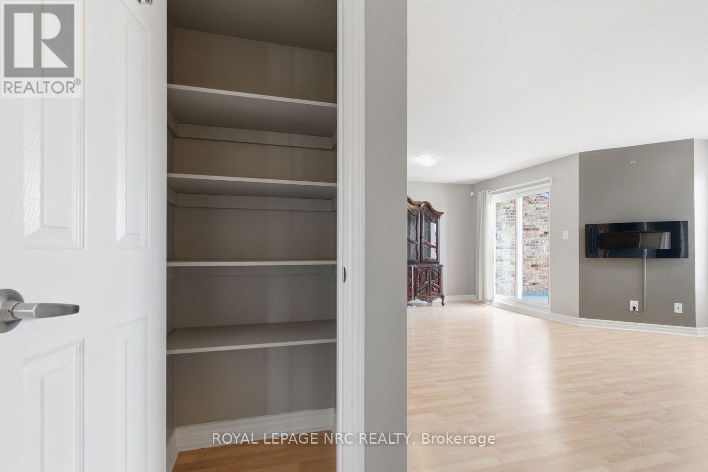 #301 301-1061 VANSICKLE ROAD N - 19