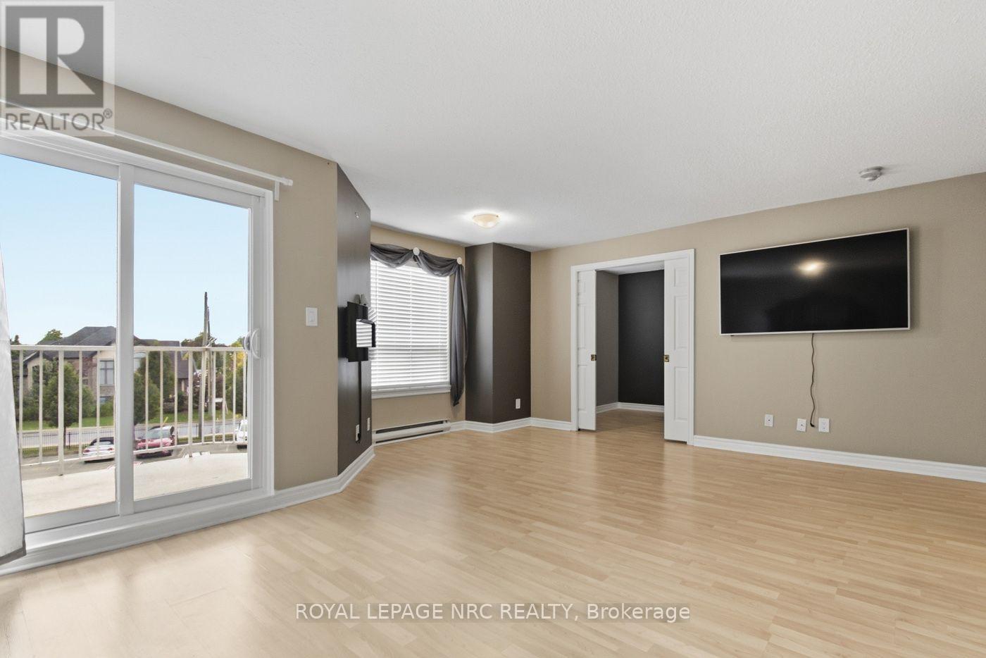 #301 301-1061 VANSICKLE ROAD N - Image 4