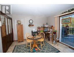 3410 Hwy 11 71 Highway, La Vallee, ON P0W1C0 Photo 12