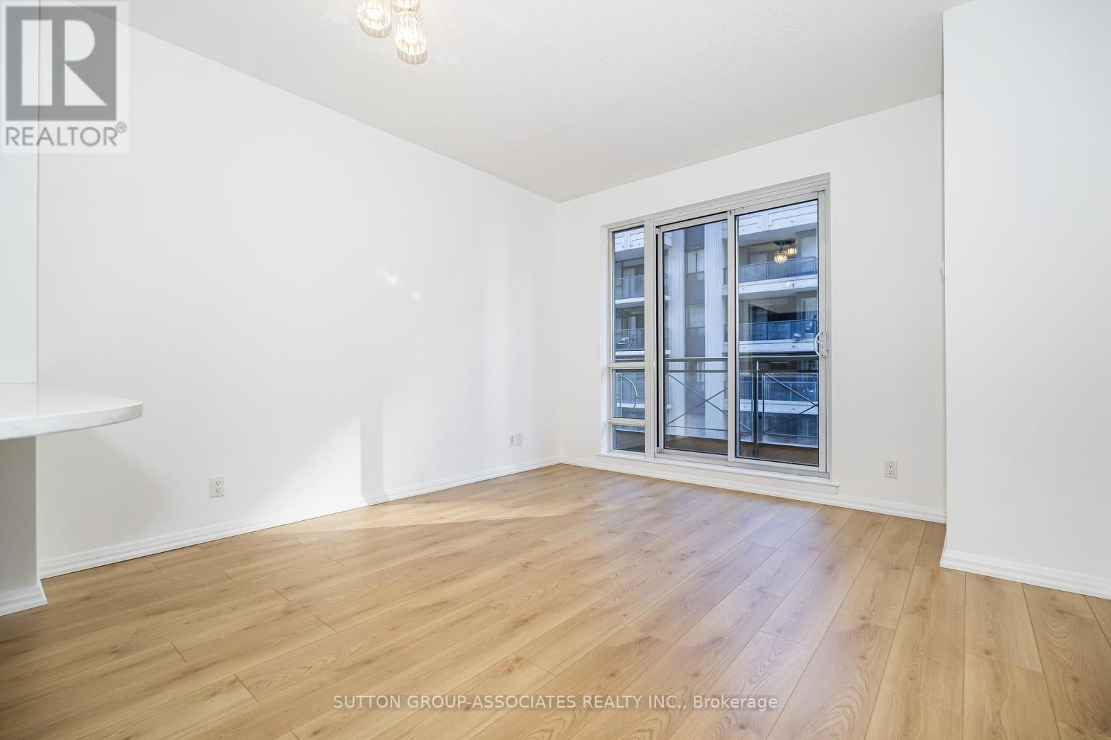 1110- 35 Hayden Street, Toronto, ON photo 10