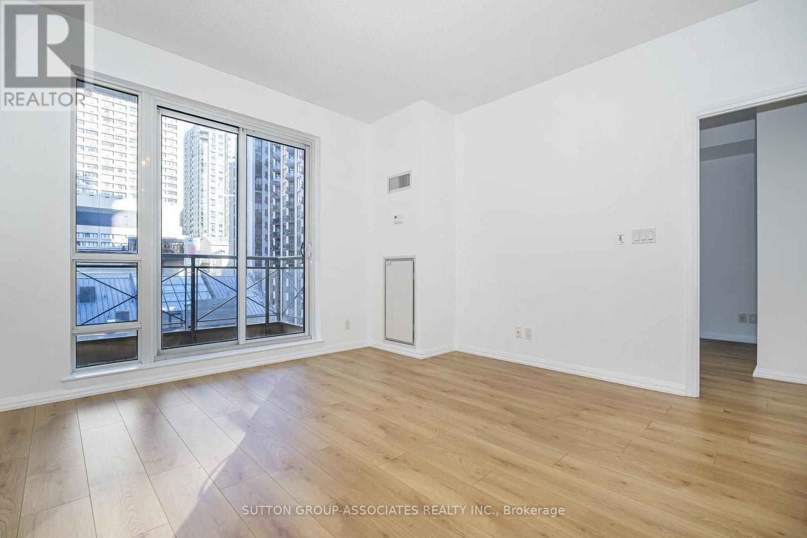 #1110 35 HAYDEN STREET - 11