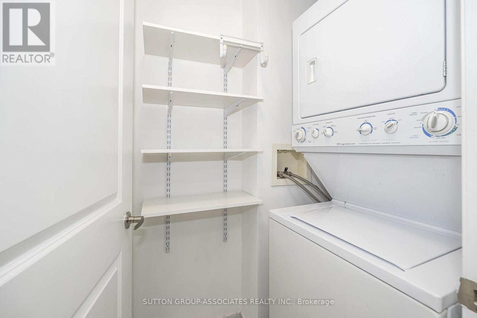 1110- 35 Hayden Street, Toronto, ON photo 24