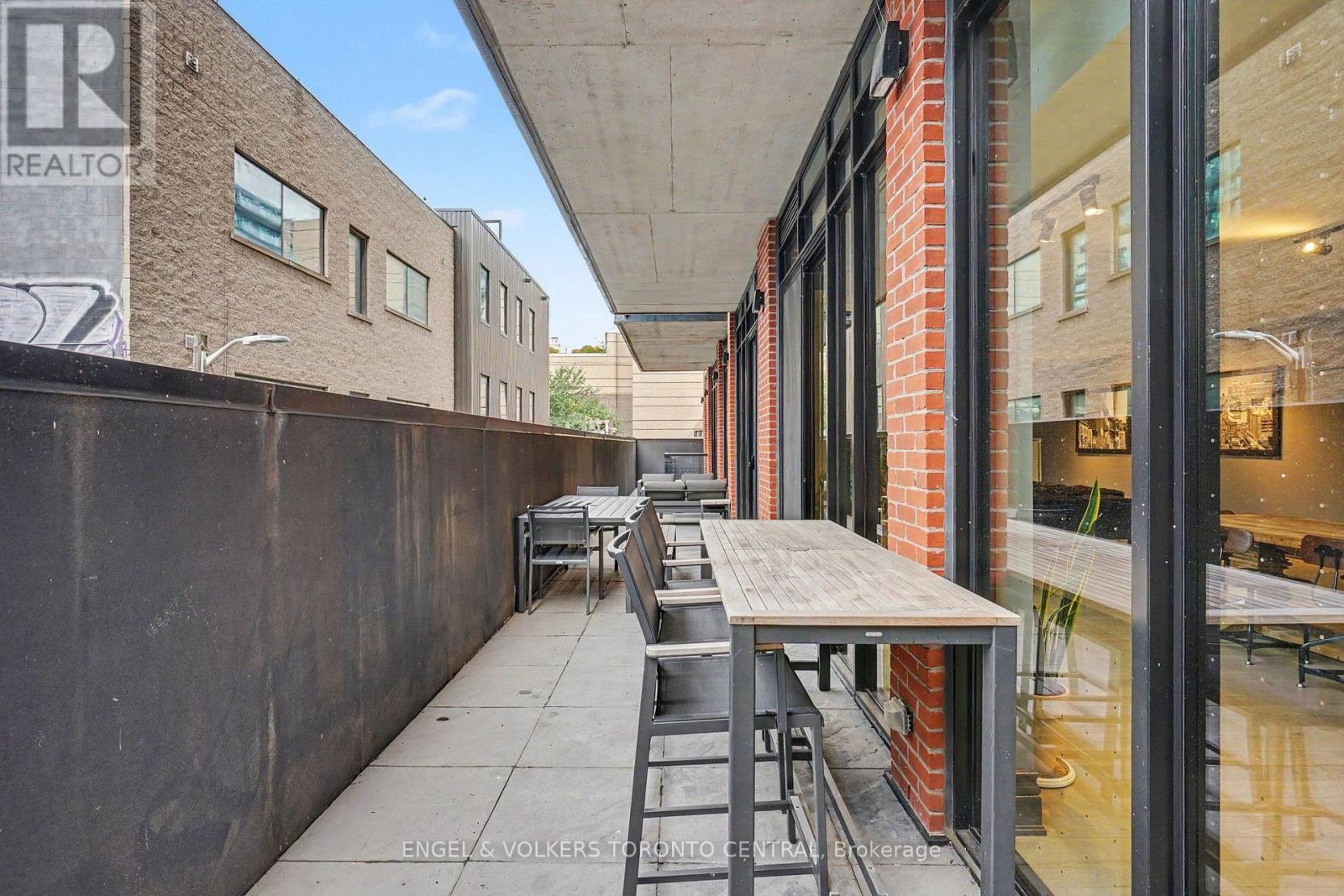 #PH7 608 RICHMOND STREET W - 19