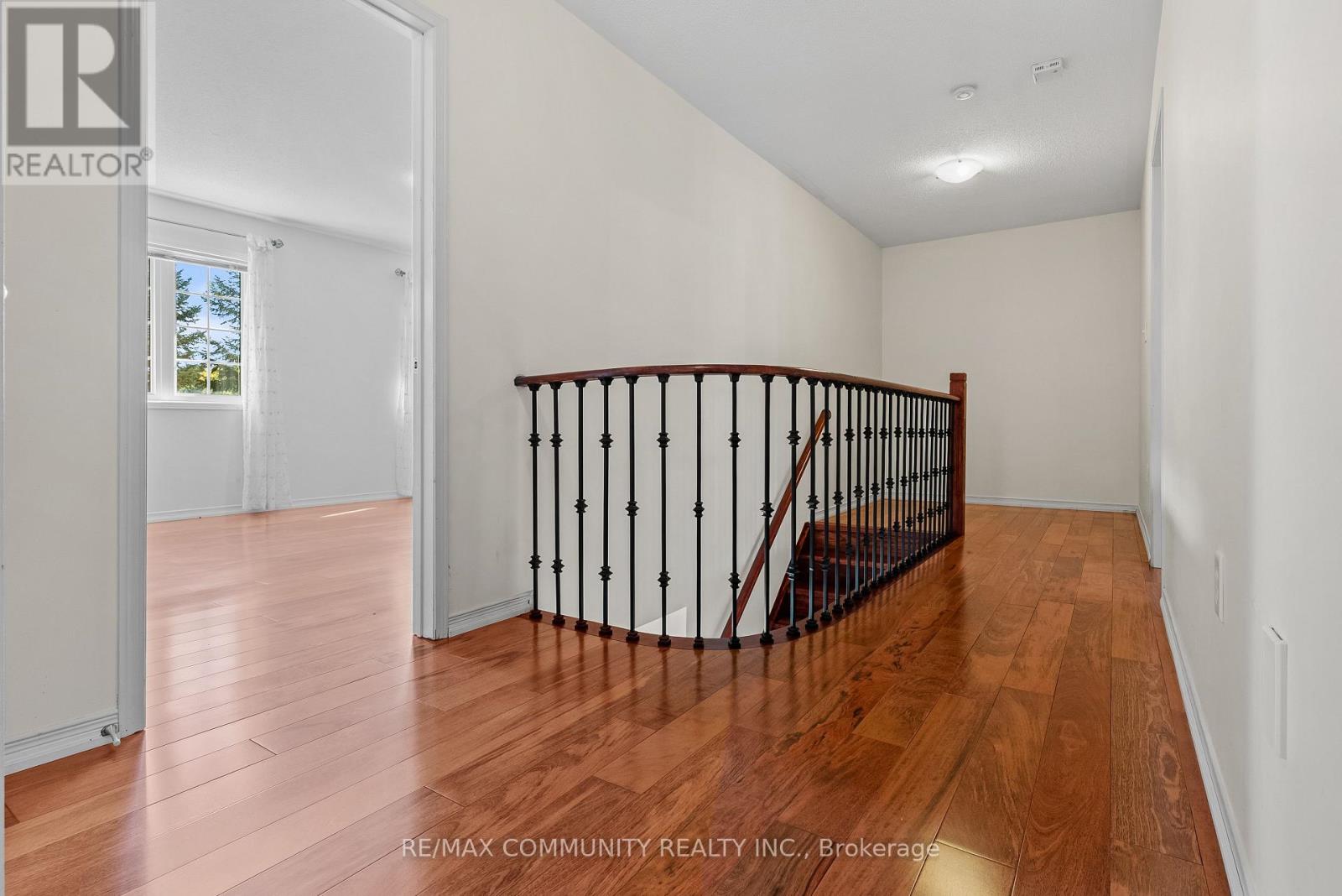 54 MORLAND CRESCENT - 20