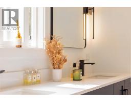 2653 Rhum & Eigg Drive, Squamish, BC V0N1T0 Photo 17
