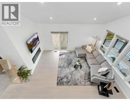 2045 Kirkstone Road, North Vancouver, BC V7J3M9 Photo 14