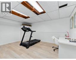 2045 Kirkstone Road, North Vancouver, BC V7J3M9 Photo 24