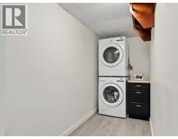 2045 Kirkstone Road, North Vancouver, BC V7J3M9 Photo 27