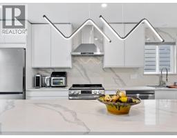 2045 Kirkstone Road, North Vancouver, BC V7J3M9 Photo 8