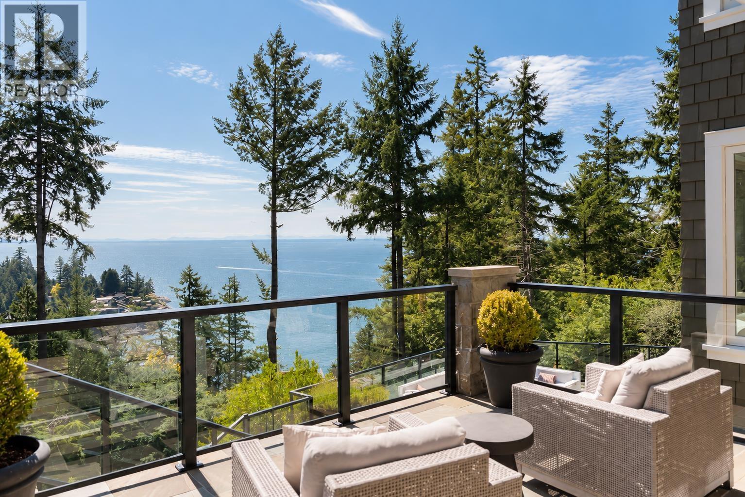 6180 CANDIA PLACE, West Vancouver