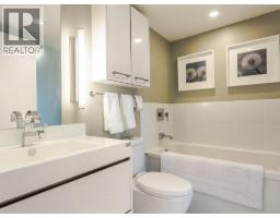 605 718 Main Street, Vancouver, BC V6A0B1 Photo 6