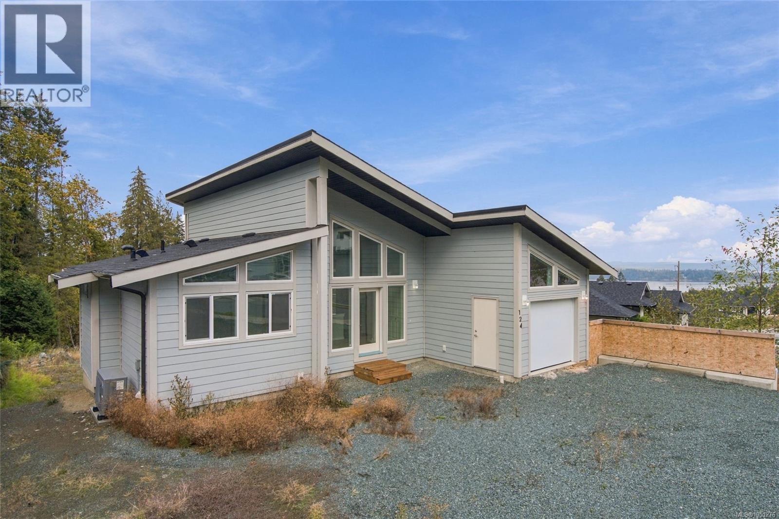 124 Ray Knight Dr, Ladysmith - Image 1
