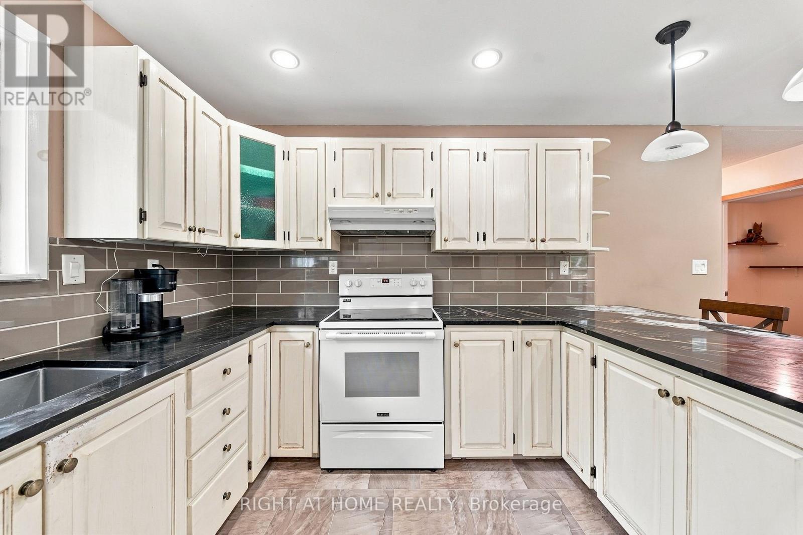 489 TWIN SISTERS LAKE ROAD - Image 14