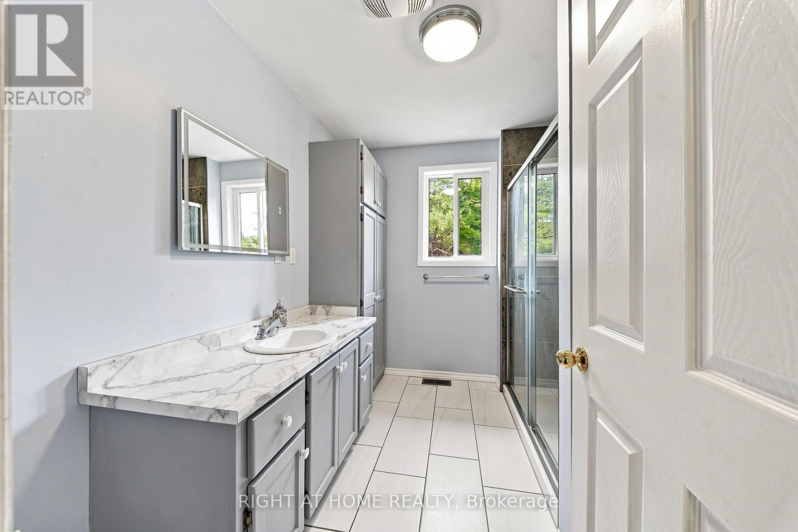 489 TWIN SISTERS LAKE ROAD - Image 21