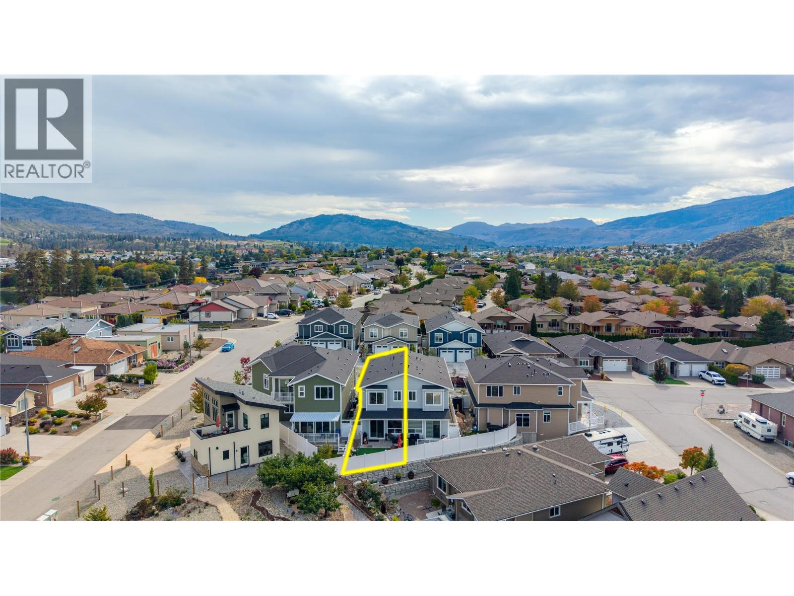386 Chardonnay Avenue, Oliver