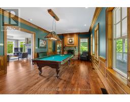 Games room - 755557 2nd Line E, Mono, ON L9V1B2 Photo 8