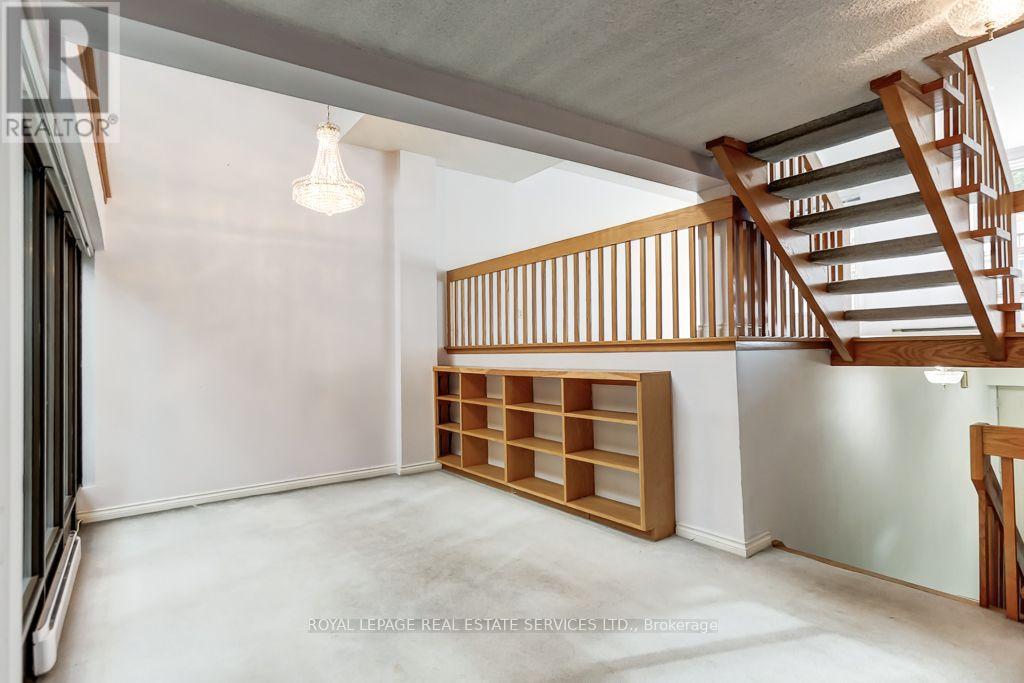 #6 48 GRANBY STREET - 10