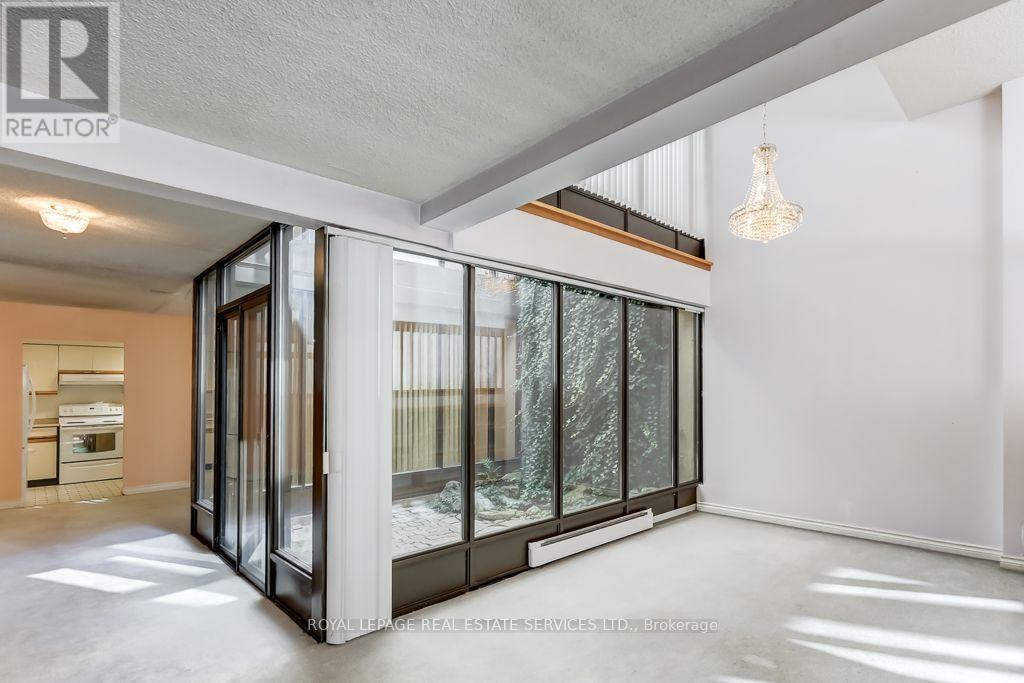 #6 48 GRANBY STREET - Image 7