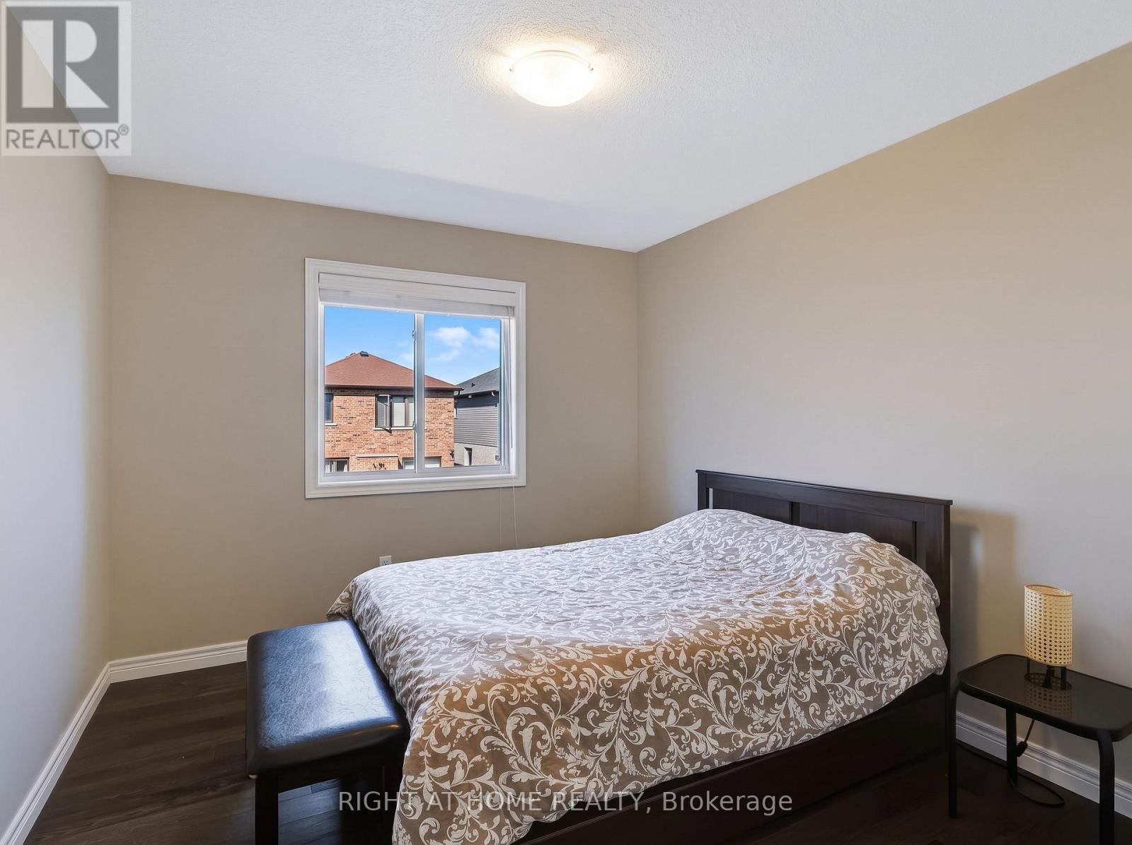 402 TANSBURY STREET - 30