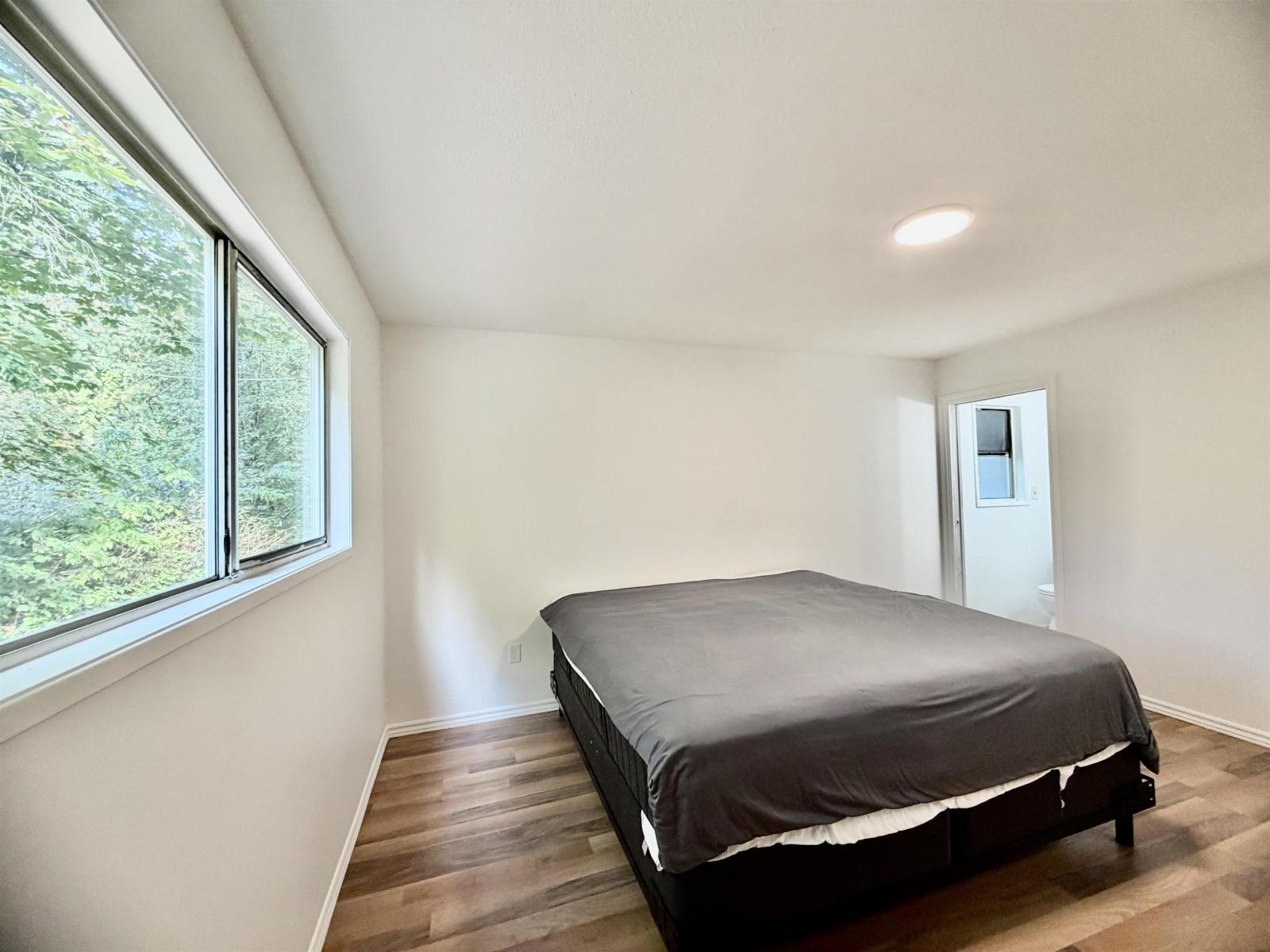 14827 SYLVESTER ROAD, Mission